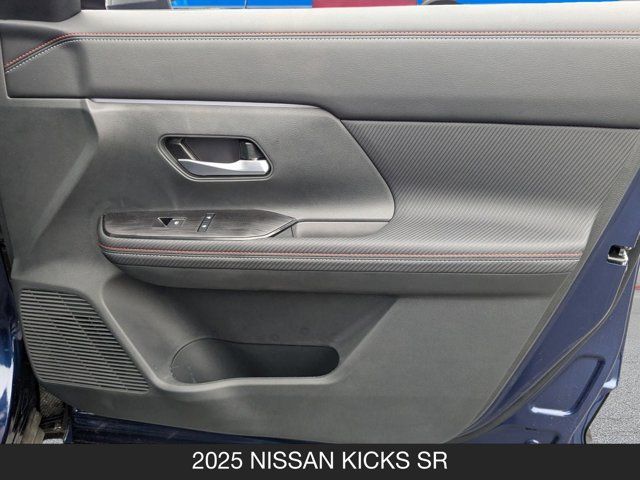 2025 Nissan Kicks SR 2025 Nissan Kicks SR