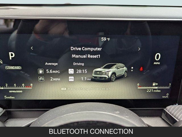 2025 Nissan Kicks SR