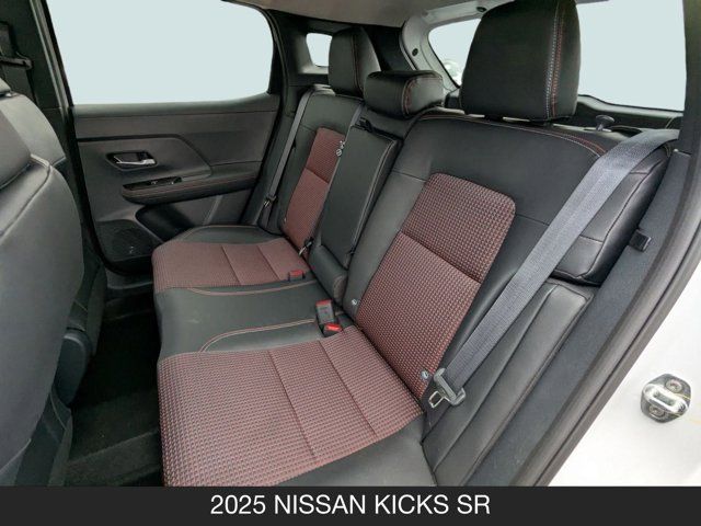 2025 Nissan Kicks SR