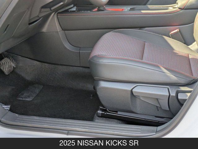 2025 Nissan Kicks SR 2025 Nissan Kicks SR