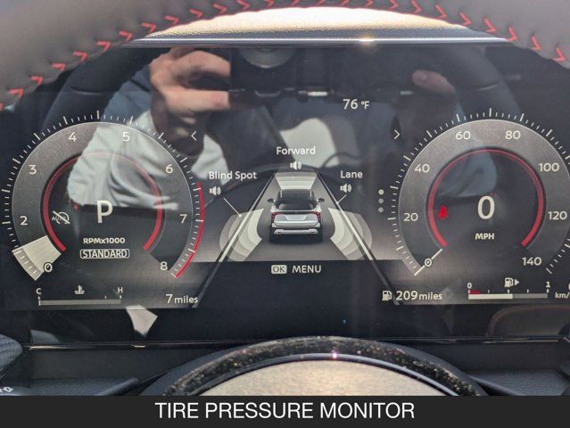 2025 Nissan Kicks SR 2025 Nissan Kicks SR