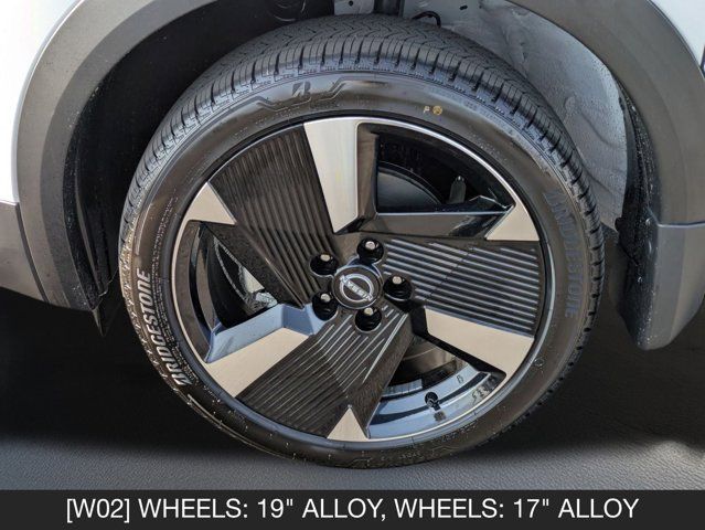 2025 Nissan Kicks SR 2025 Nissan Kicks SR