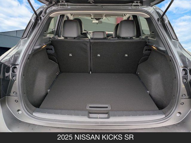 2025 Nissan Kicks SR 2025 Nissan Kicks SR