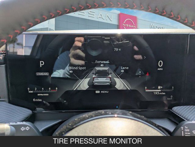 2025 Nissan Kicks SR 2025 Nissan Kicks SR