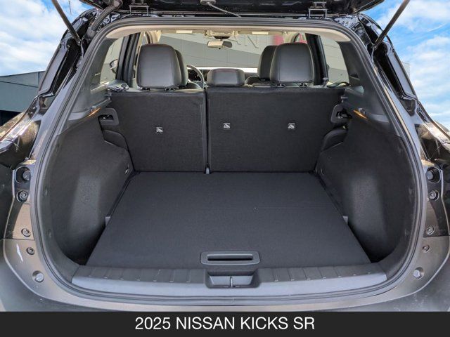 2025 Nissan Kicks SR 2025 Nissan Kicks SR