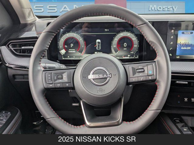 2025 Nissan Kicks SR 2025 Nissan Kicks SR