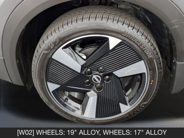 2025 Nissan Kicks SR 2025 Nissan Kicks SR