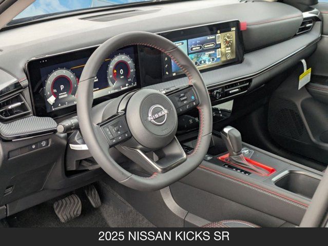 2025 Nissan Kicks SR 2025 Nissan Kicks SR