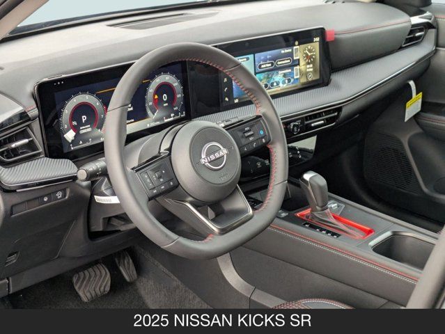 2025 Nissan Kicks SR