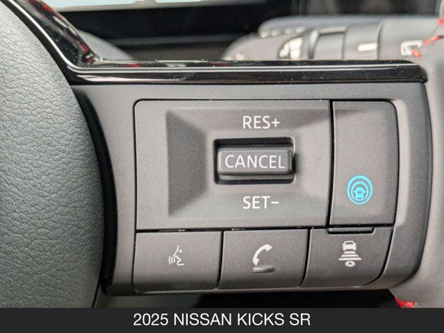 2025 Nissan Kicks SR