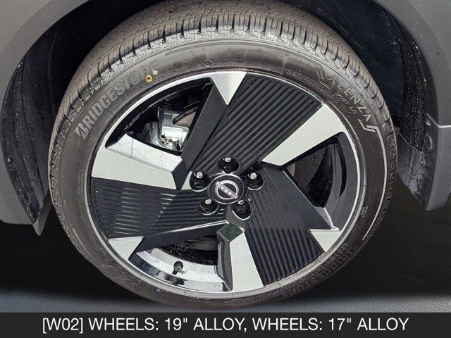 2025 Nissan Kicks SR 2025 Nissan Kicks SR