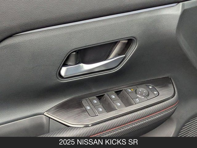 2025 Nissan Kicks SR 2025 Nissan Kicks SR