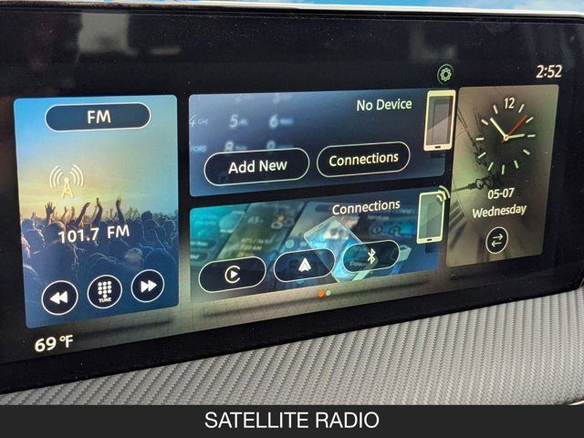 2025 Nissan Kicks SR 2025 Nissan Kicks SR