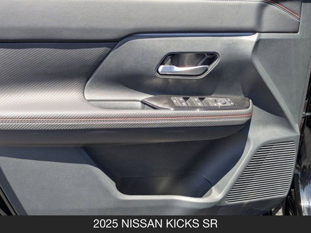 2025 Nissan Kicks SR 2025 Nissan Kicks SR