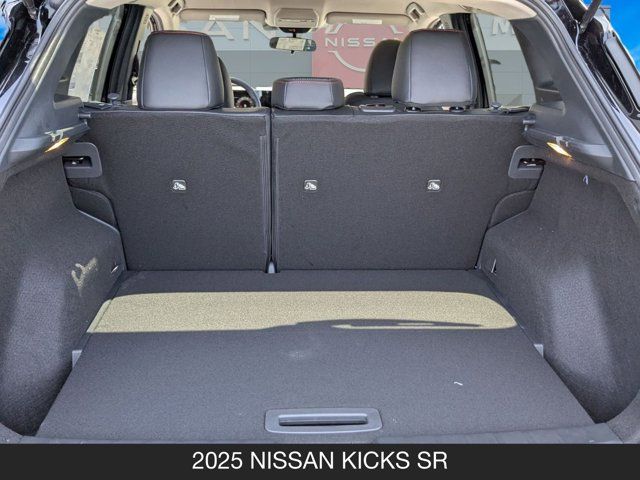2025 Nissan Kicks SR 2025 Nissan Kicks SR