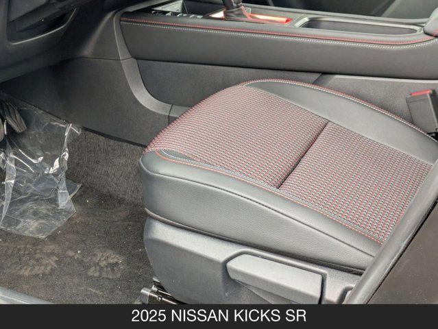 2025 Nissan Kicks SR 2025 Nissan Kicks SR