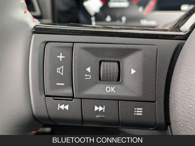 2025 Nissan Kicks SR 2025 Nissan Kicks SR