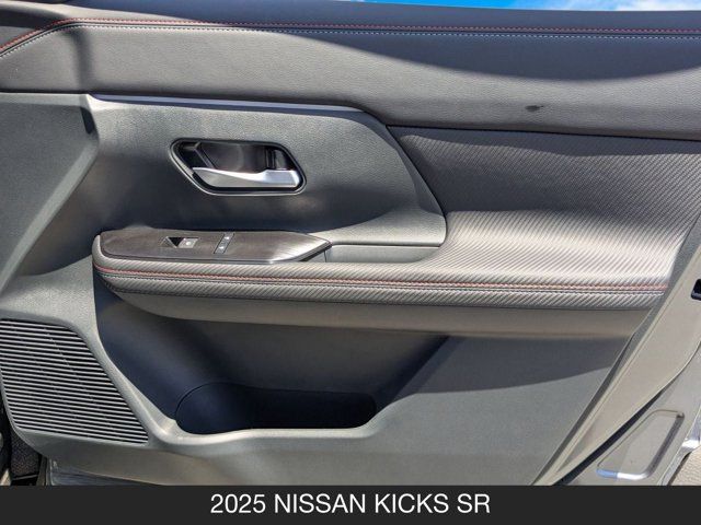 2025 Nissan Kicks SR 2025 Nissan Kicks SR