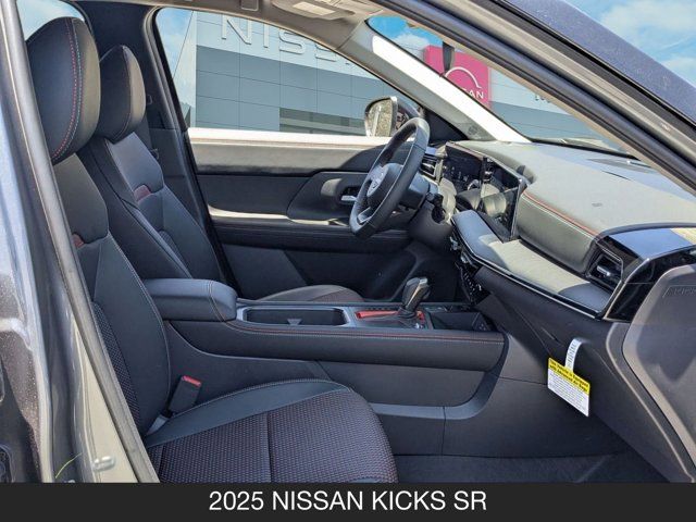 2025 Nissan Kicks SR 2025 Nissan Kicks SR