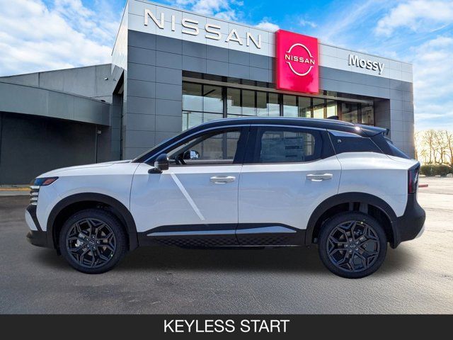 2025 Nissan Kicks SR 2025 Nissan Kicks SR