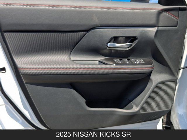 2025 Nissan Kicks SR 2025 Nissan Kicks SR