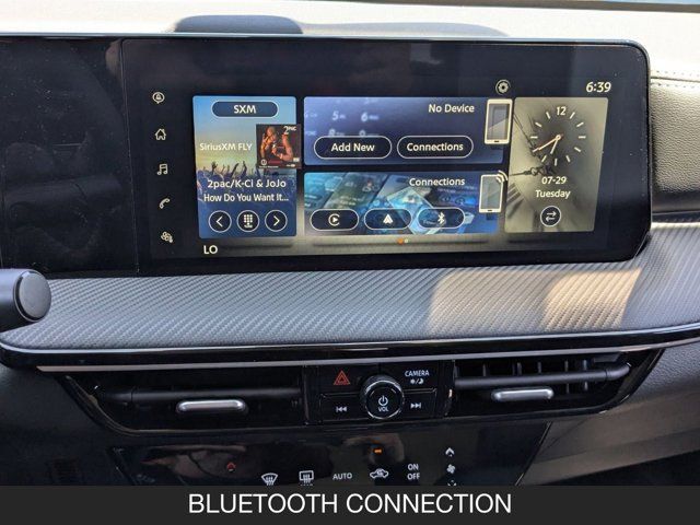 2025 Nissan Kicks SR 2025 Nissan Kicks SR