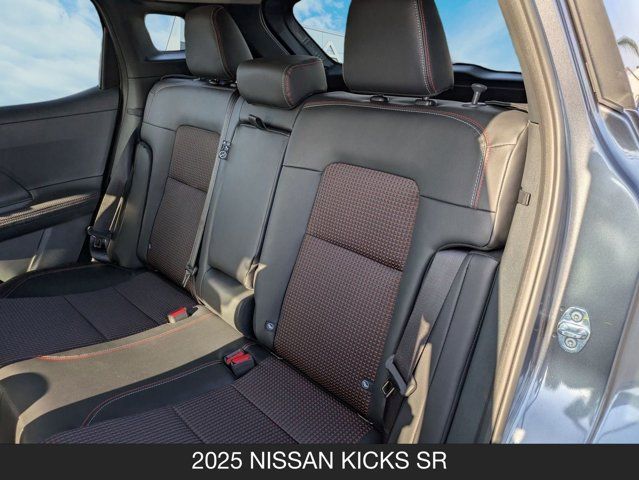 2025 Nissan Kicks SR 2025 Nissan Kicks SR