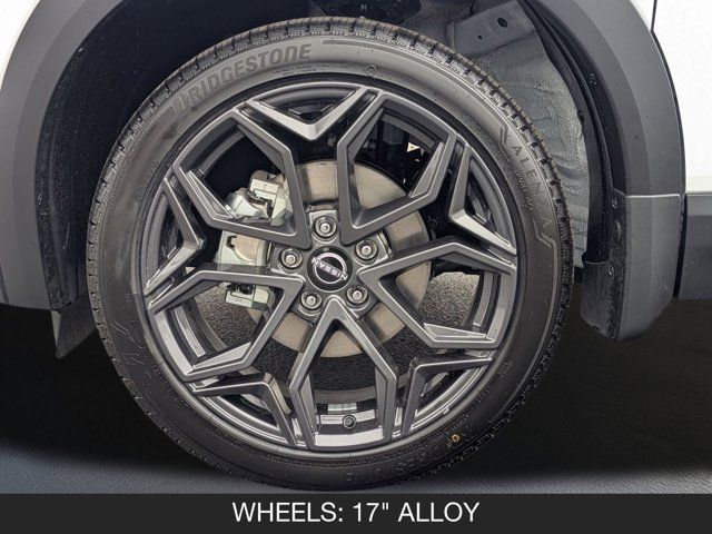 2025 Nissan Kicks SR 2025 Nissan Kicks SR