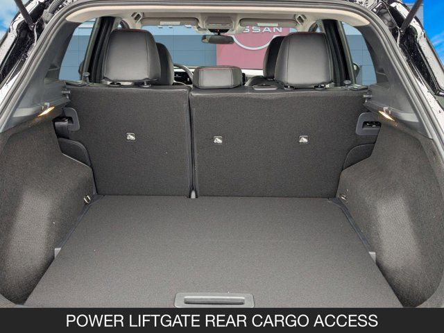 2025 Nissan Kicks SR 2025 Nissan Kicks SR