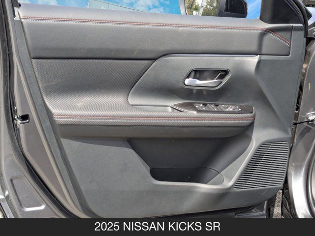 2025 Nissan Kicks SR 2025 Nissan Kicks SR