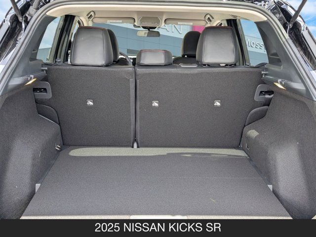 2025 Nissan Kicks SR 2025 Nissan Kicks SR