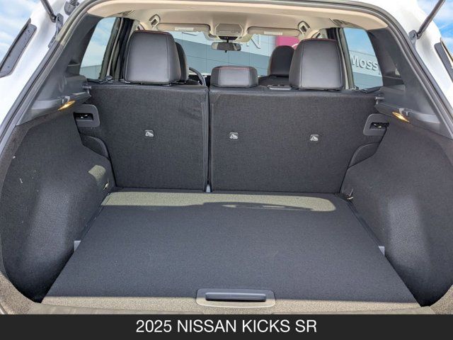 2025 Nissan Kicks SR 2025 Nissan Kicks SR