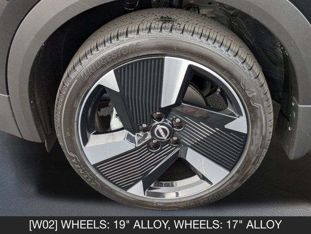 2025 Nissan Kicks SR 2025 Nissan Kicks SR