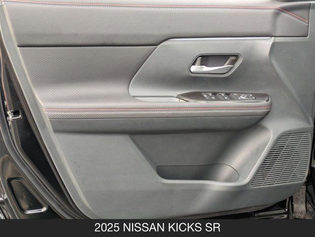 2025 Nissan Kicks SR 2025 Nissan Kicks SR