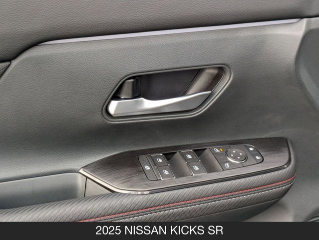 2025 Nissan Kicks SR 2025 Nissan Kicks SR