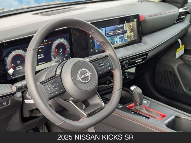 2025 Nissan Kicks SR 2025 Nissan Kicks SR
