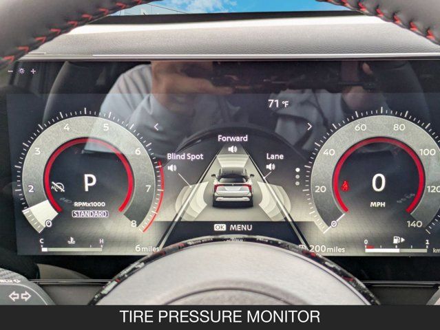 2025 Nissan Kicks SR 2025 Nissan Kicks SR