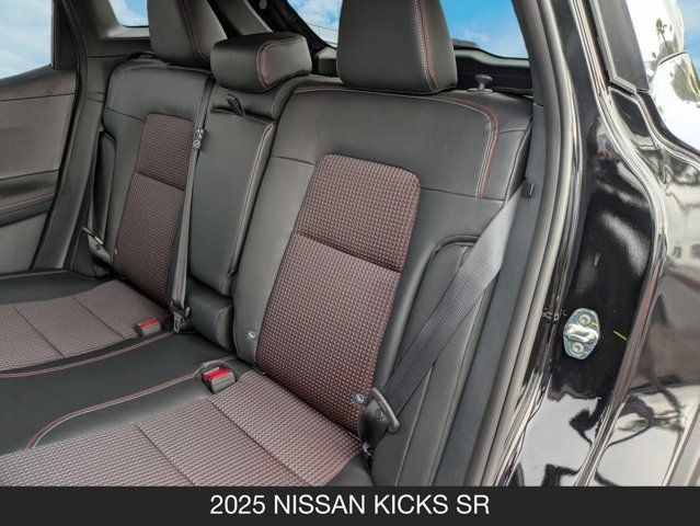 2025 Nissan Kicks SR 2025 Nissan Kicks SR