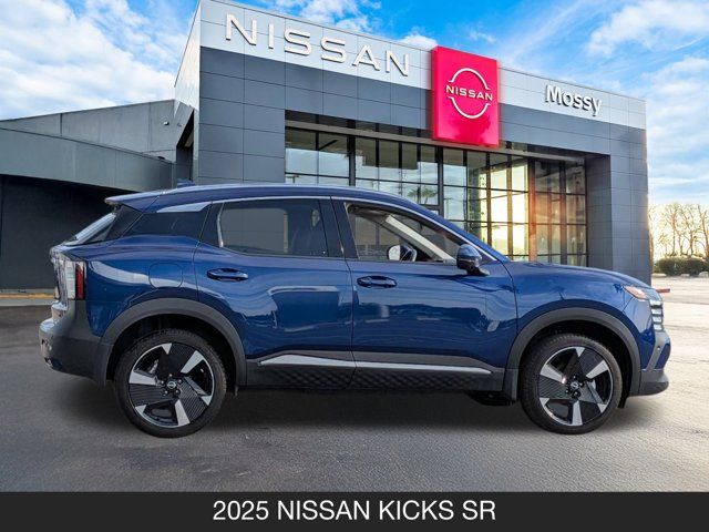 2025 Nissan Kicks SR 2025 Nissan Kicks SR