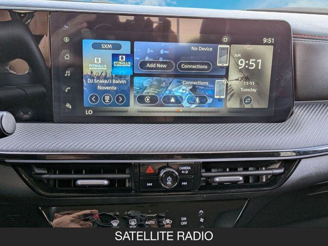 2025 Nissan Kicks SR 2025 Nissan Kicks SR