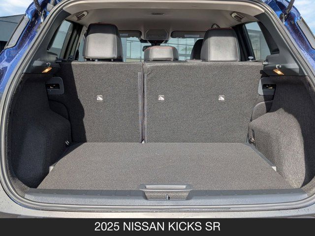 2025 Nissan Kicks SR 2025 Nissan Kicks SR