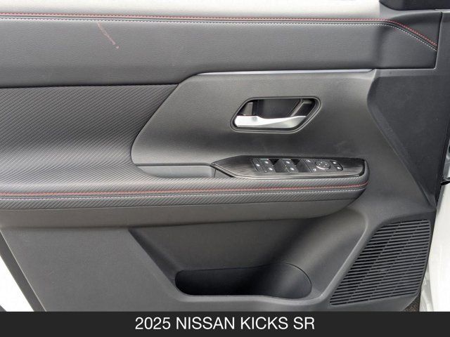2025 Nissan Kicks SR 2025 Nissan Kicks SR