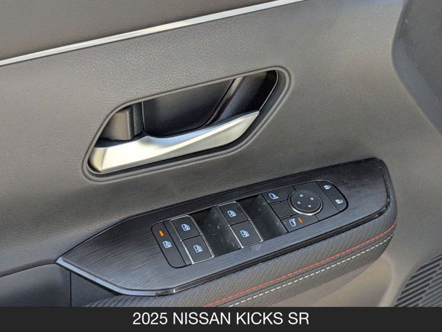 2025 Nissan Kicks SR 2025 Nissan Kicks SR