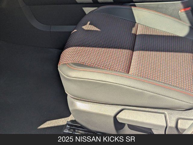 2025 Nissan Kicks SR 2025 Nissan Kicks SR