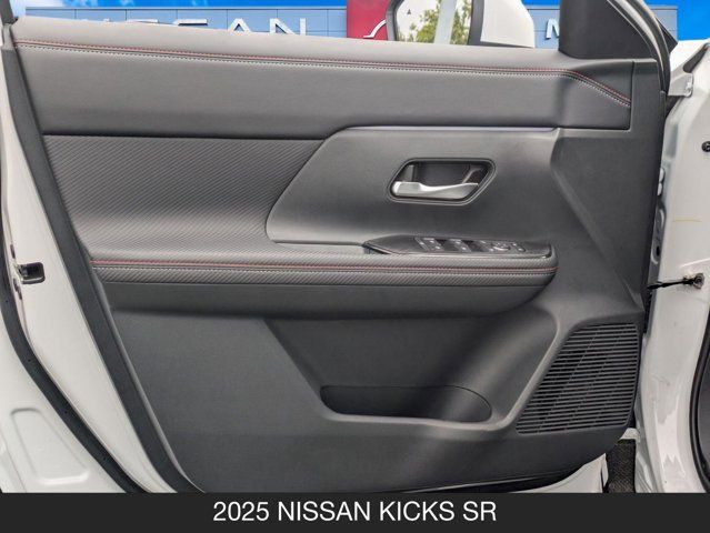 2025 Nissan Kicks SR 2025 Nissan Kicks SR