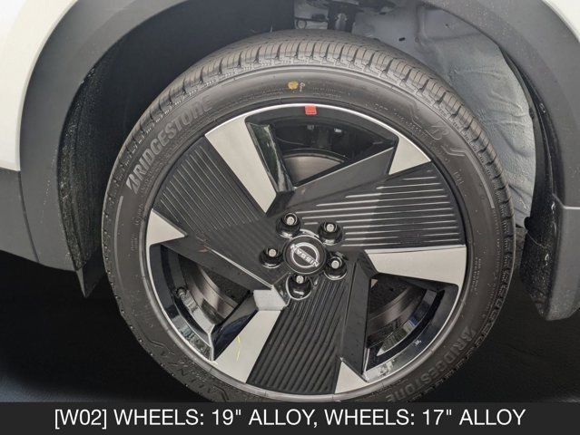 2025 Nissan Kicks SR 2025 Nissan Kicks SR