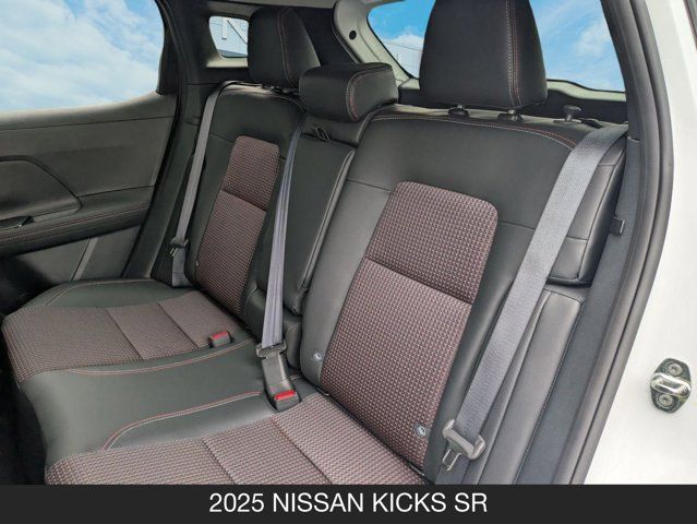 2025 Nissan Kicks SR 2025 Nissan Kicks SR