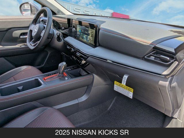 2025 Nissan Kicks SR 2025 Nissan Kicks SR