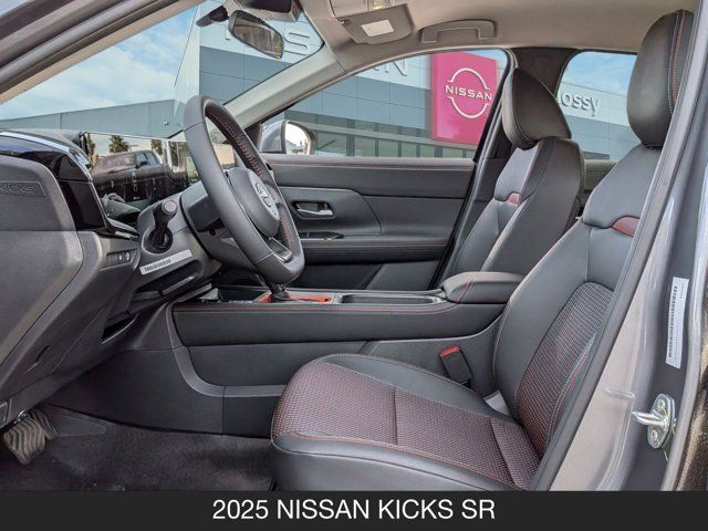 2025 Nissan Kicks SR 2025 Nissan Kicks SR