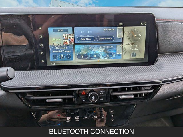 2025 Nissan Kicks SR 2025 Nissan Kicks SR